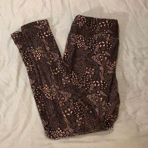 Lularoe TC gray floral leggings